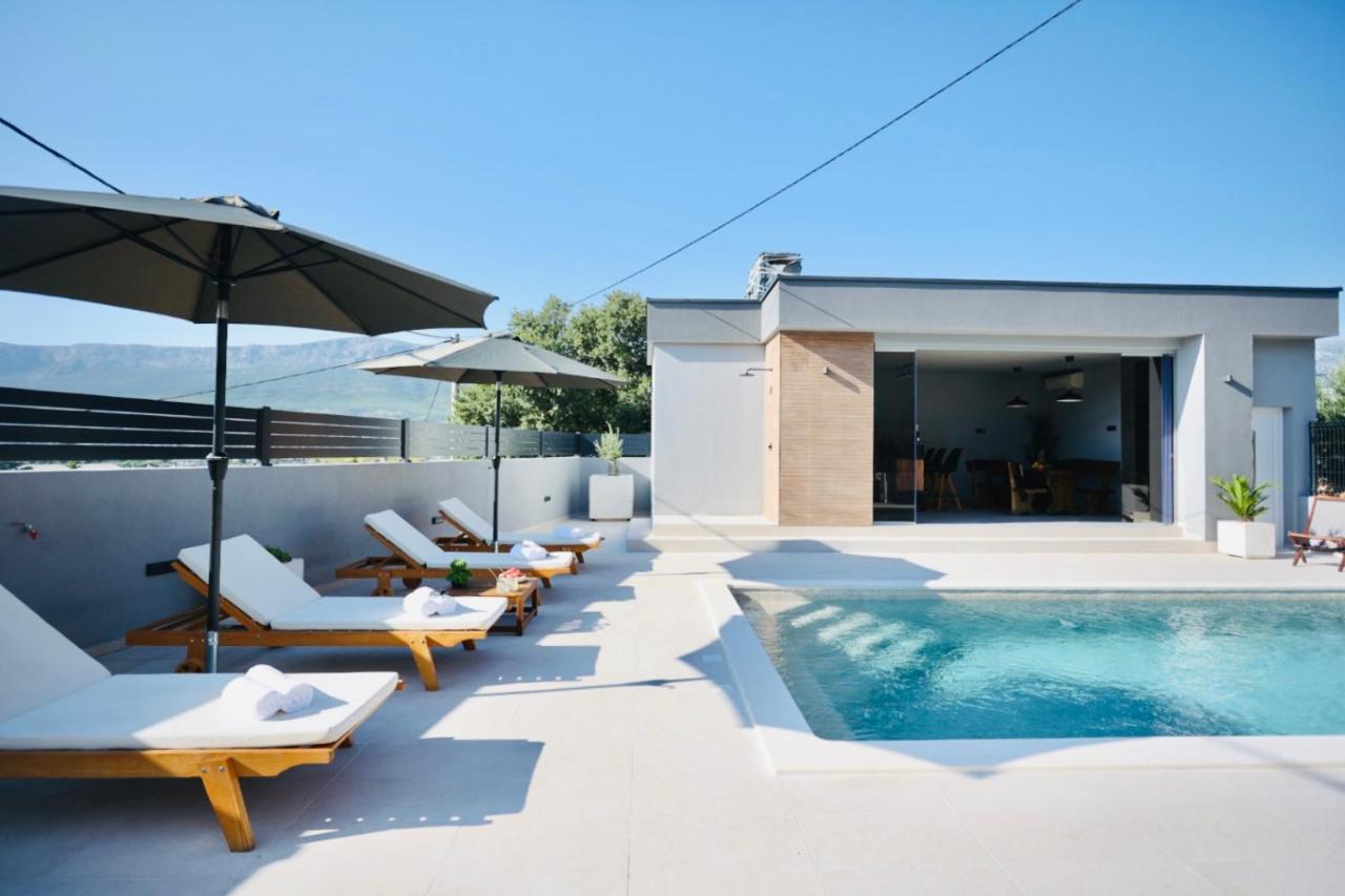 Holiday Home Tia Split Exterior foto