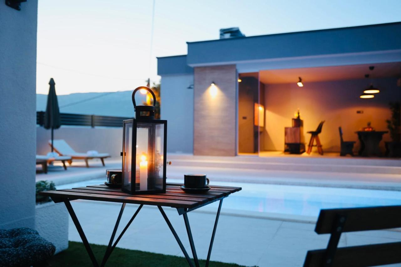 Holiday Home Tia Split Exterior foto
