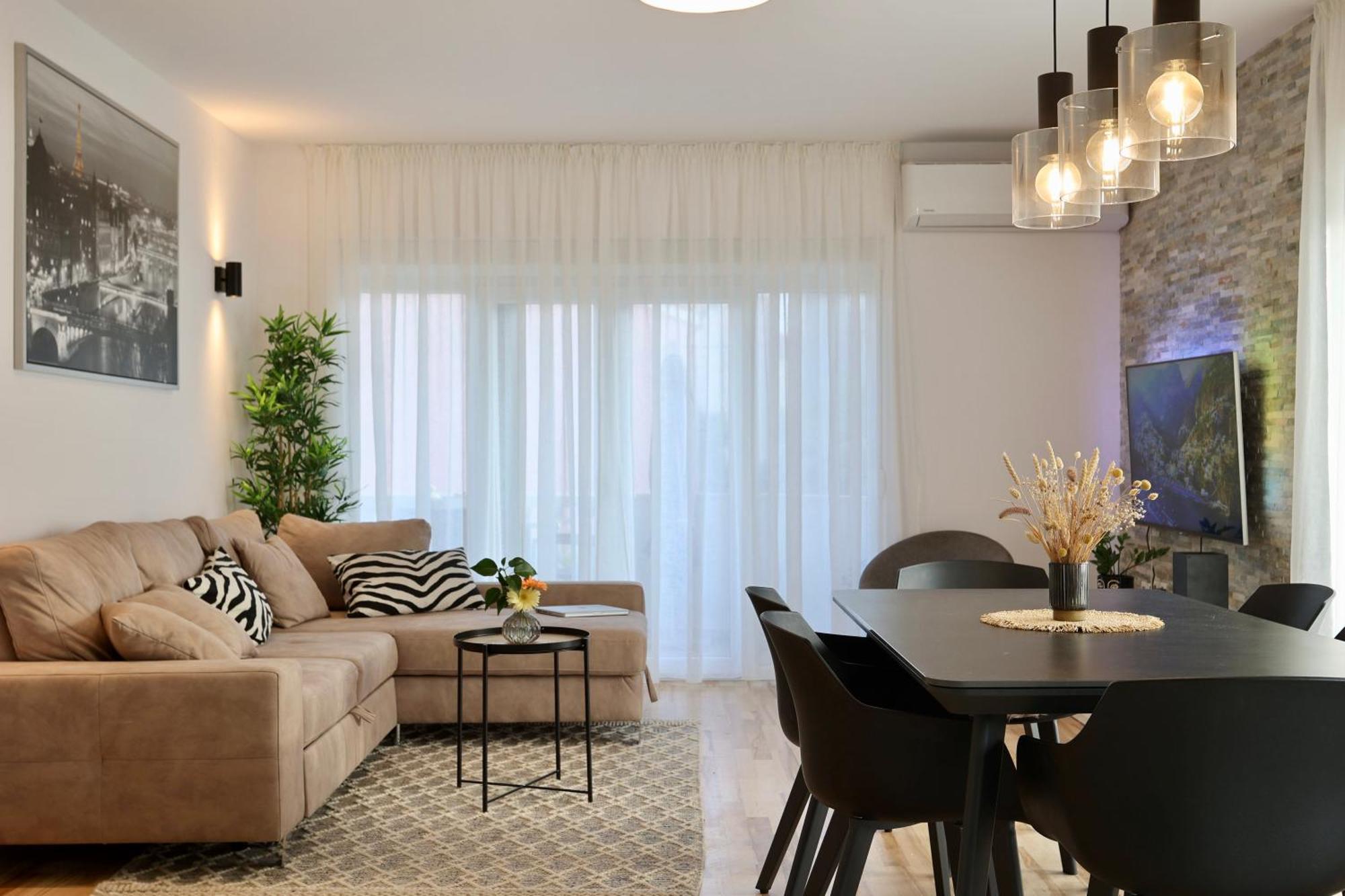 Holiday Home Tia Split Exterior foto