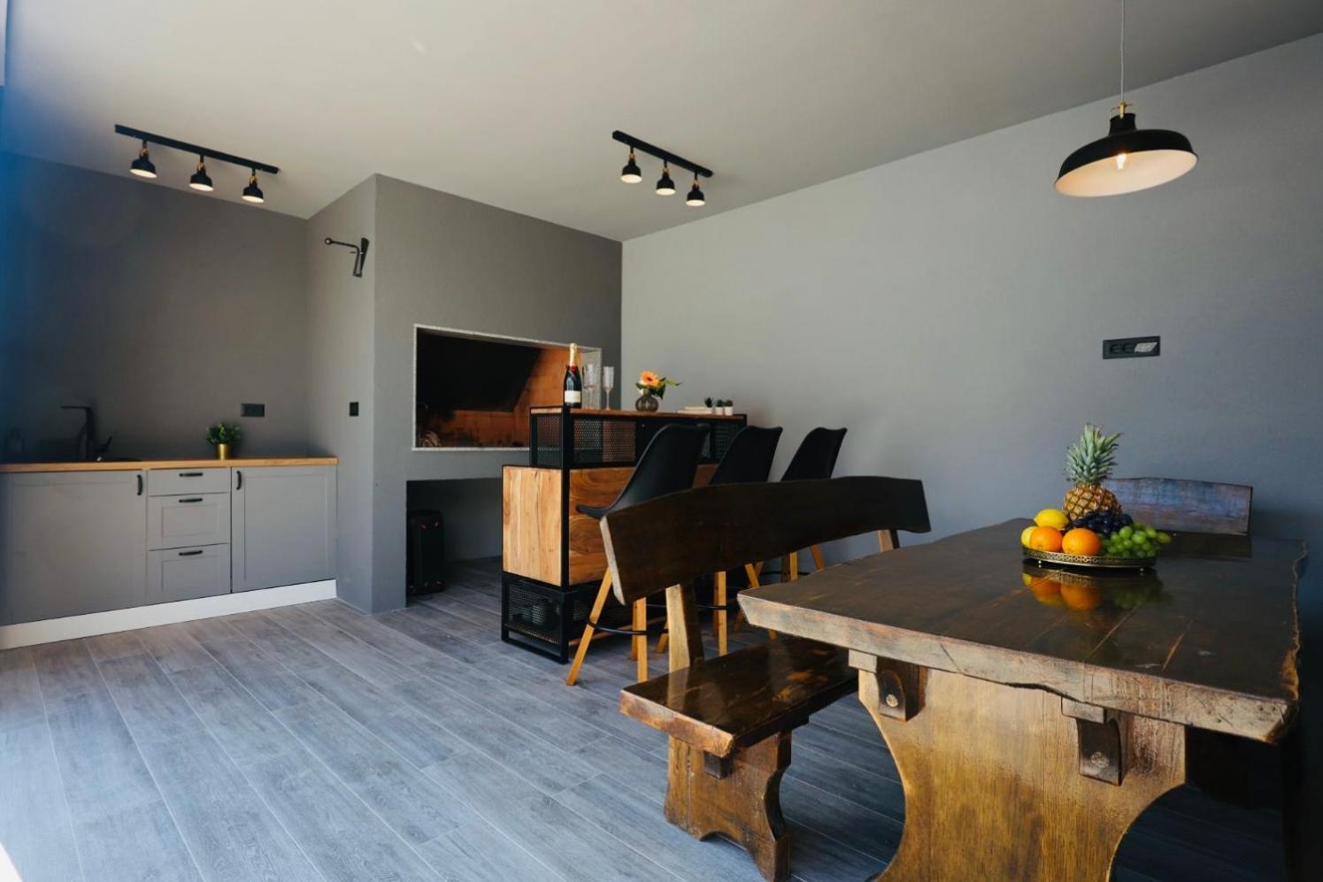 Holiday Home Tia Split Exterior foto